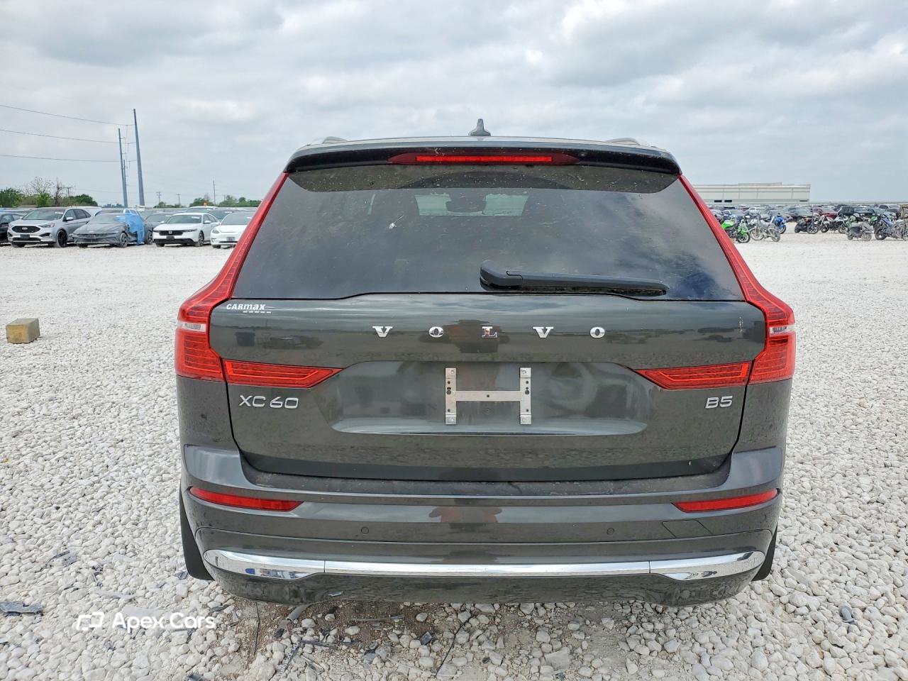 Volvo XC60 2022