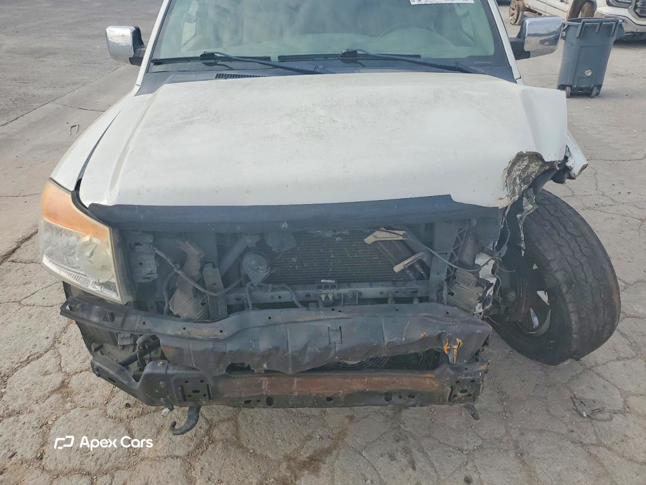 Nissan Armada 2015