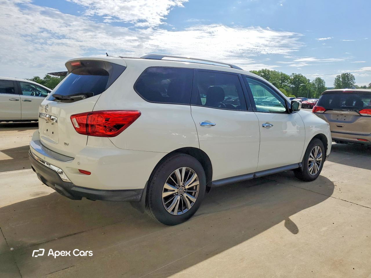 Nissan Pathfinder 2018