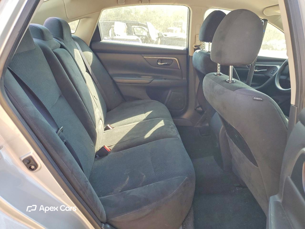 Nissan Altima 2015