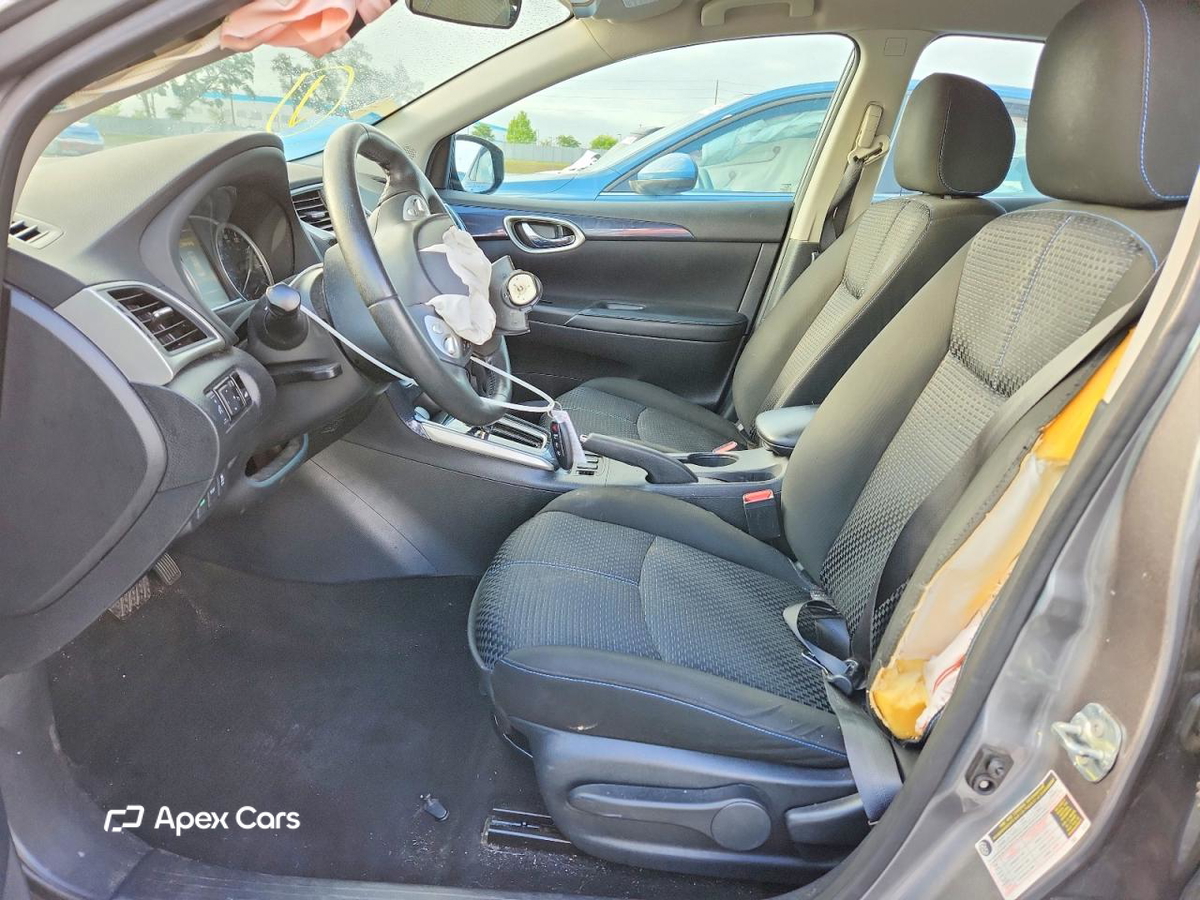 Nissan Sentra 2018