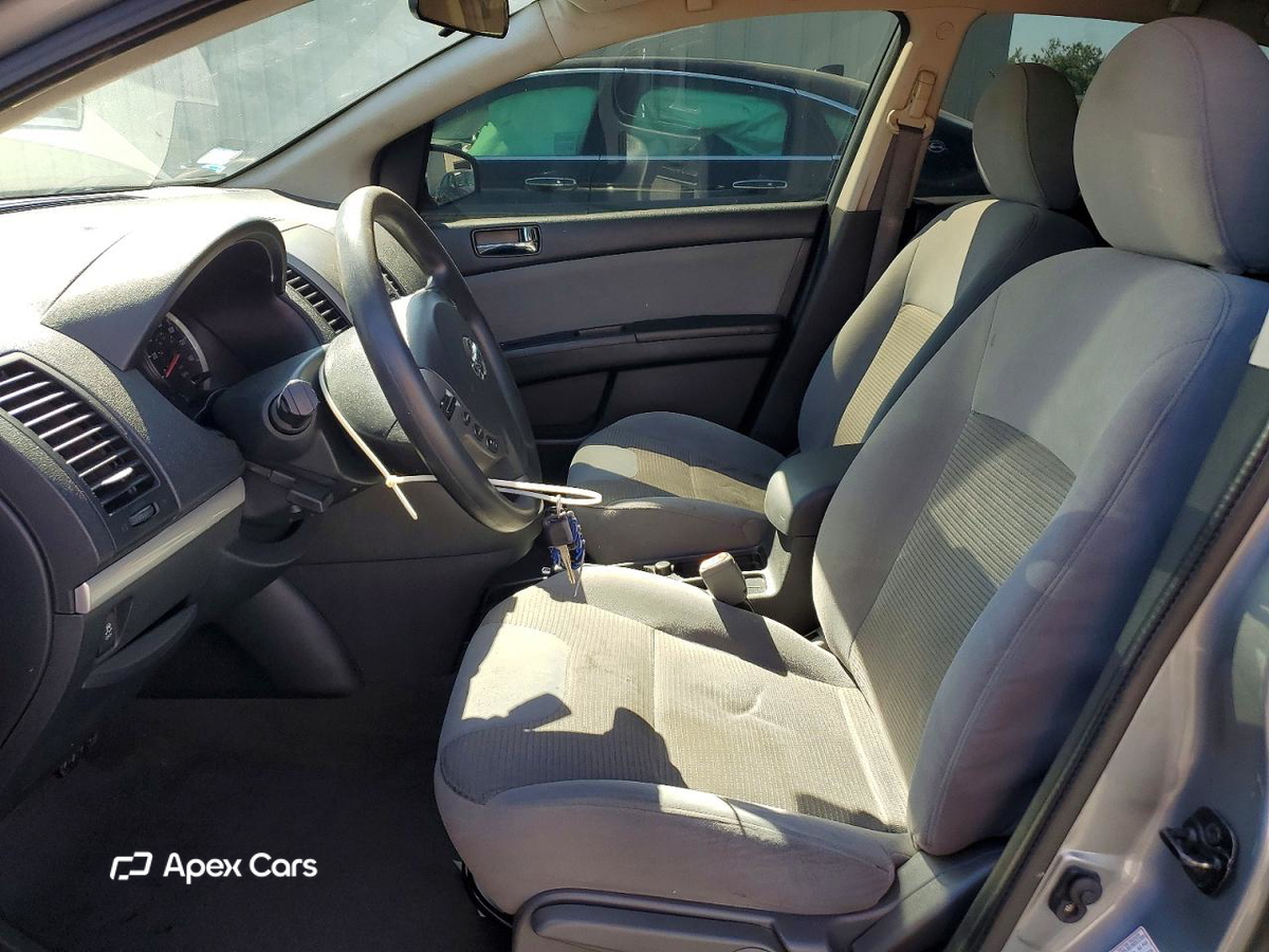 Nissan Sentra 2012