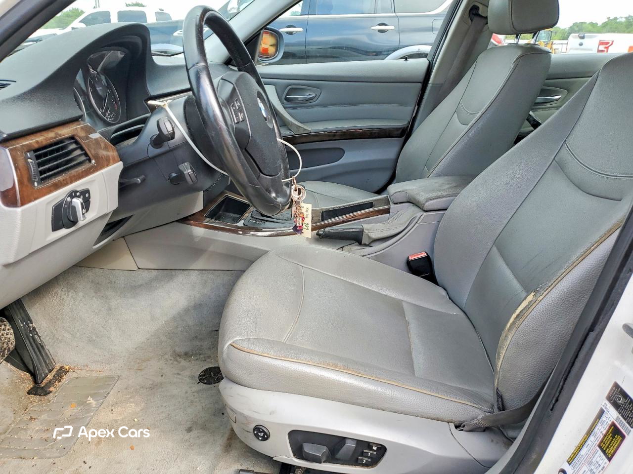 BMW Series 3 2011