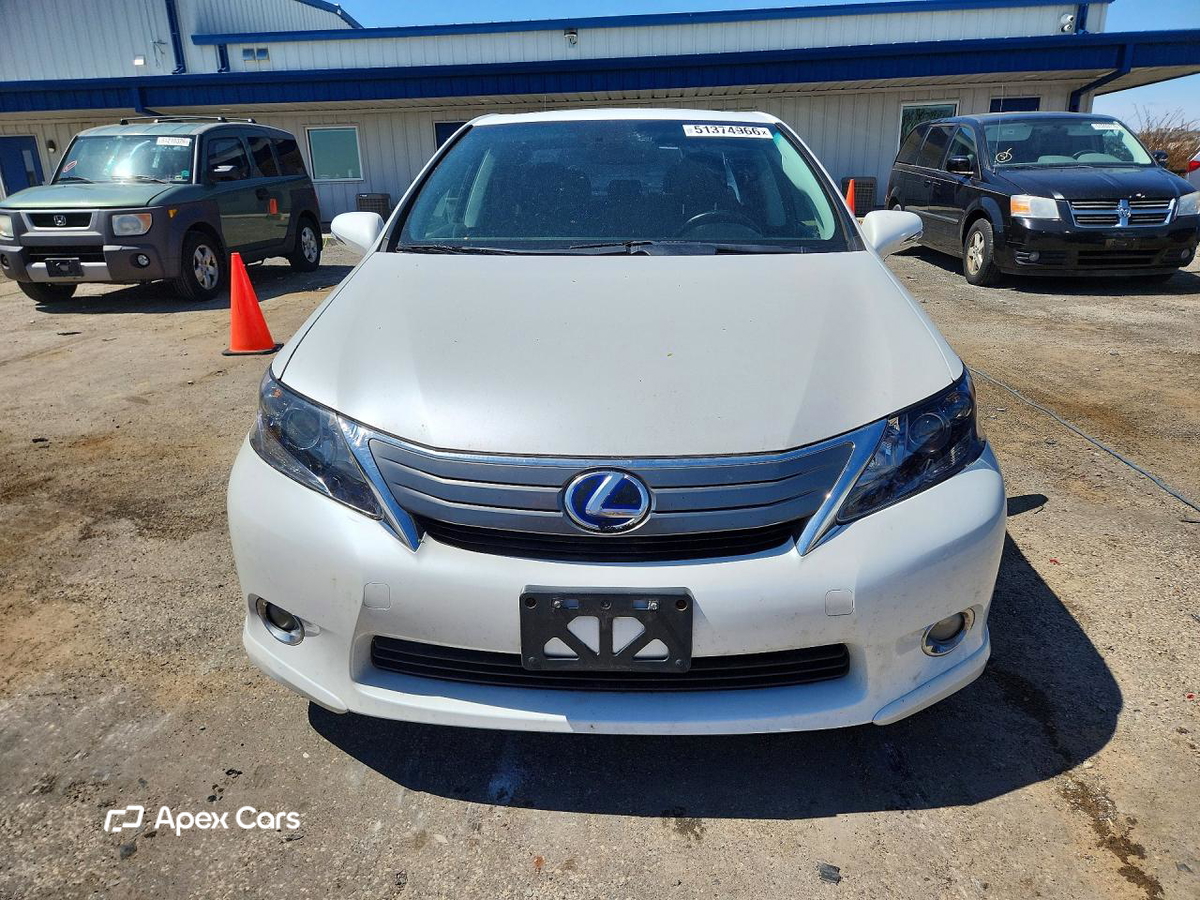 Lexus HS 2010