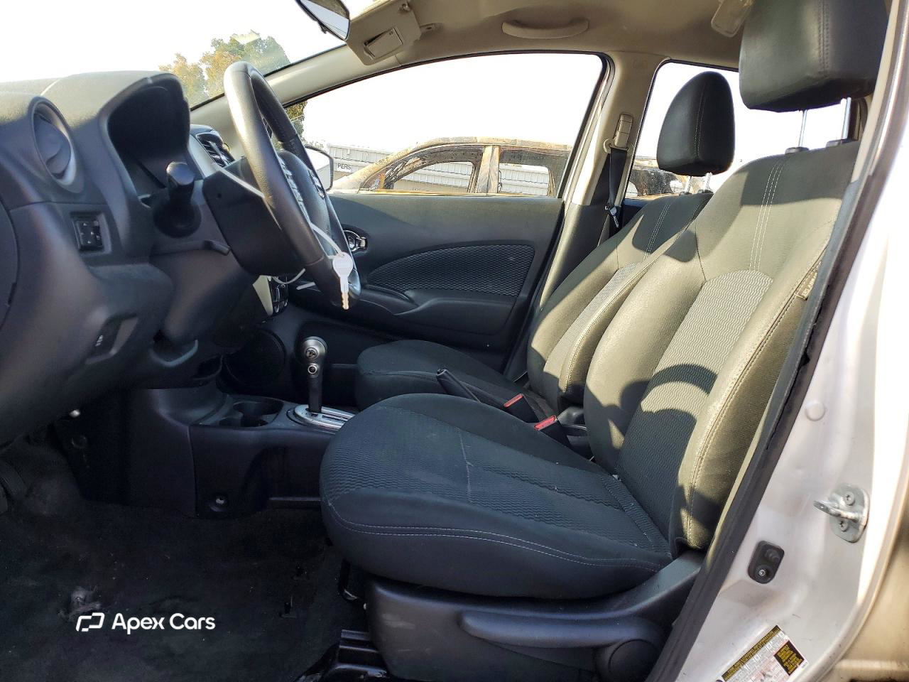 Nissan Versa 2015