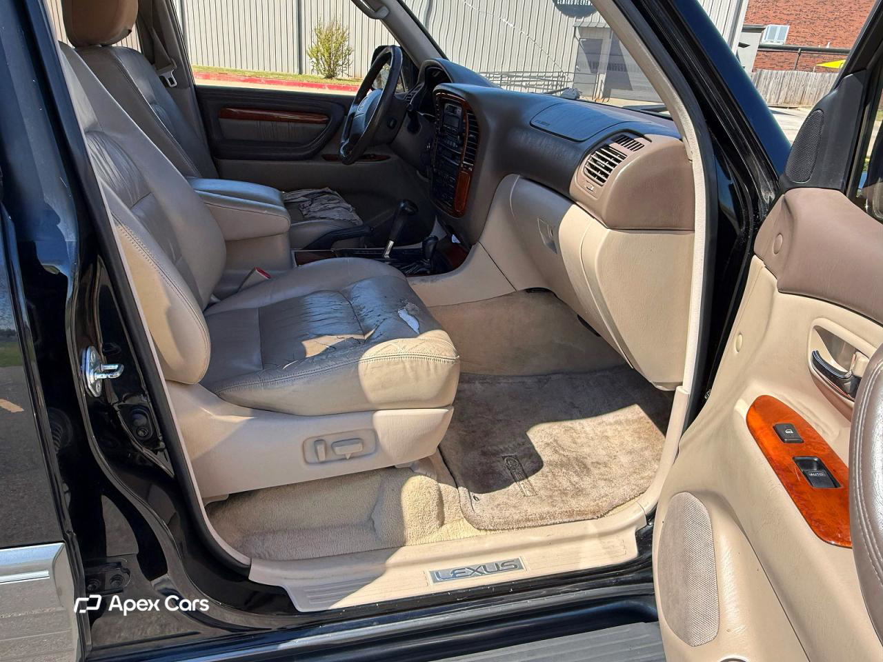 Lexus LX 1999