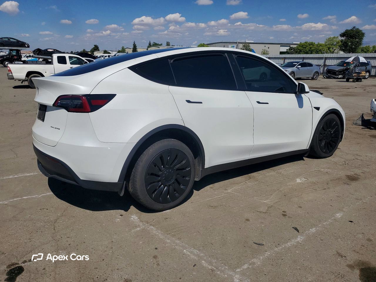 Tesla Model Y 2023