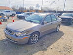 Volvo S40 2004