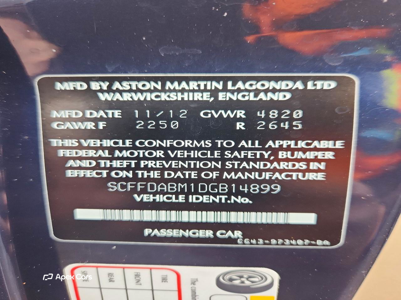 Aston Martin DB9 2013