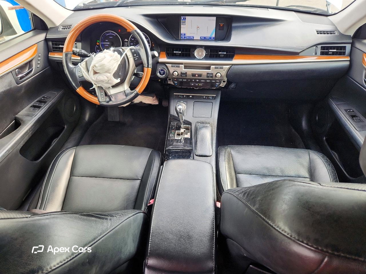Lexus ES 2013