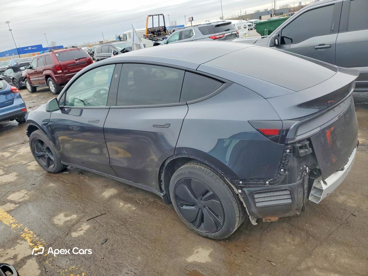 Tesla Model Y 2026