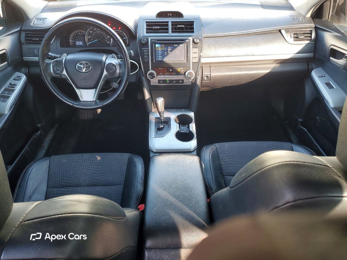 Toyota Camry 2012
