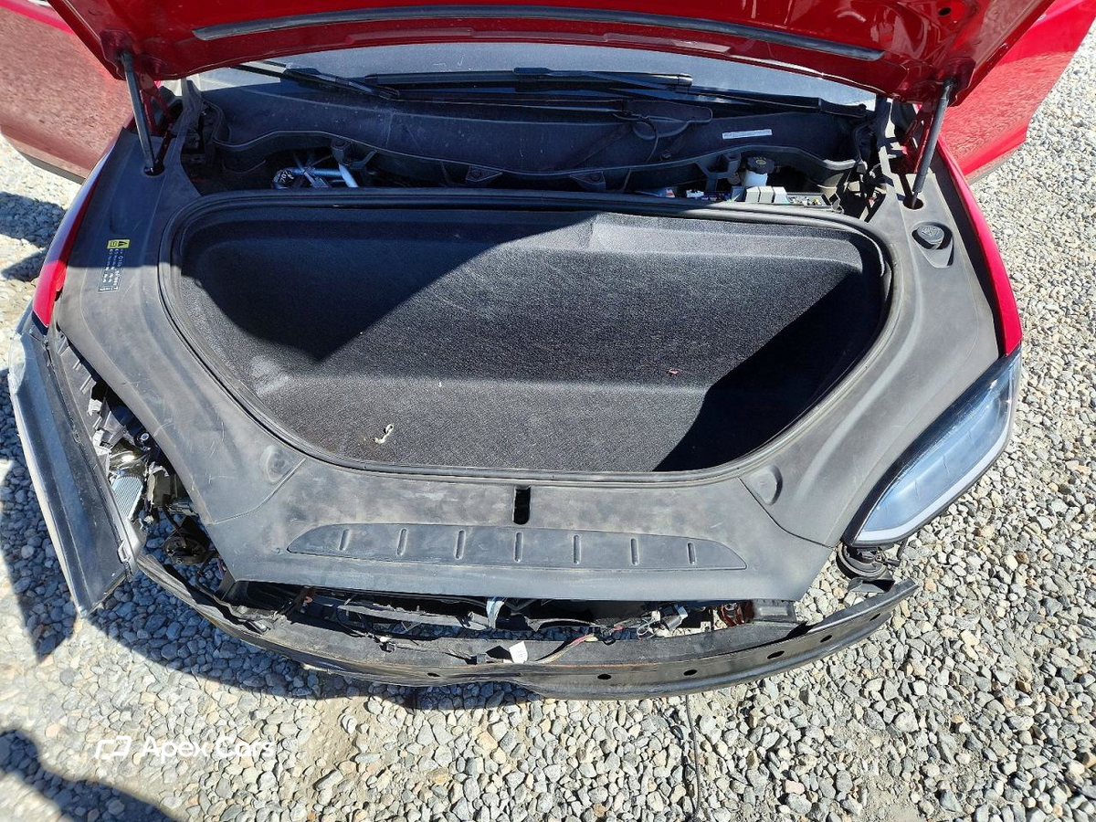 Tesla Model X 2018