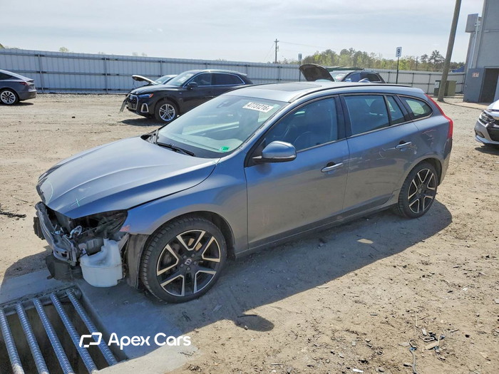 2018 Volvo V60 - Image 1 of 5