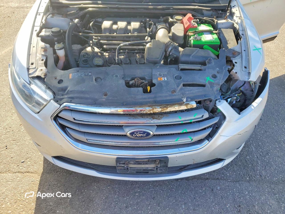 Ford Taurus 2014