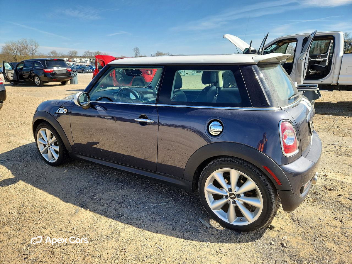 MINI Cooper 2013