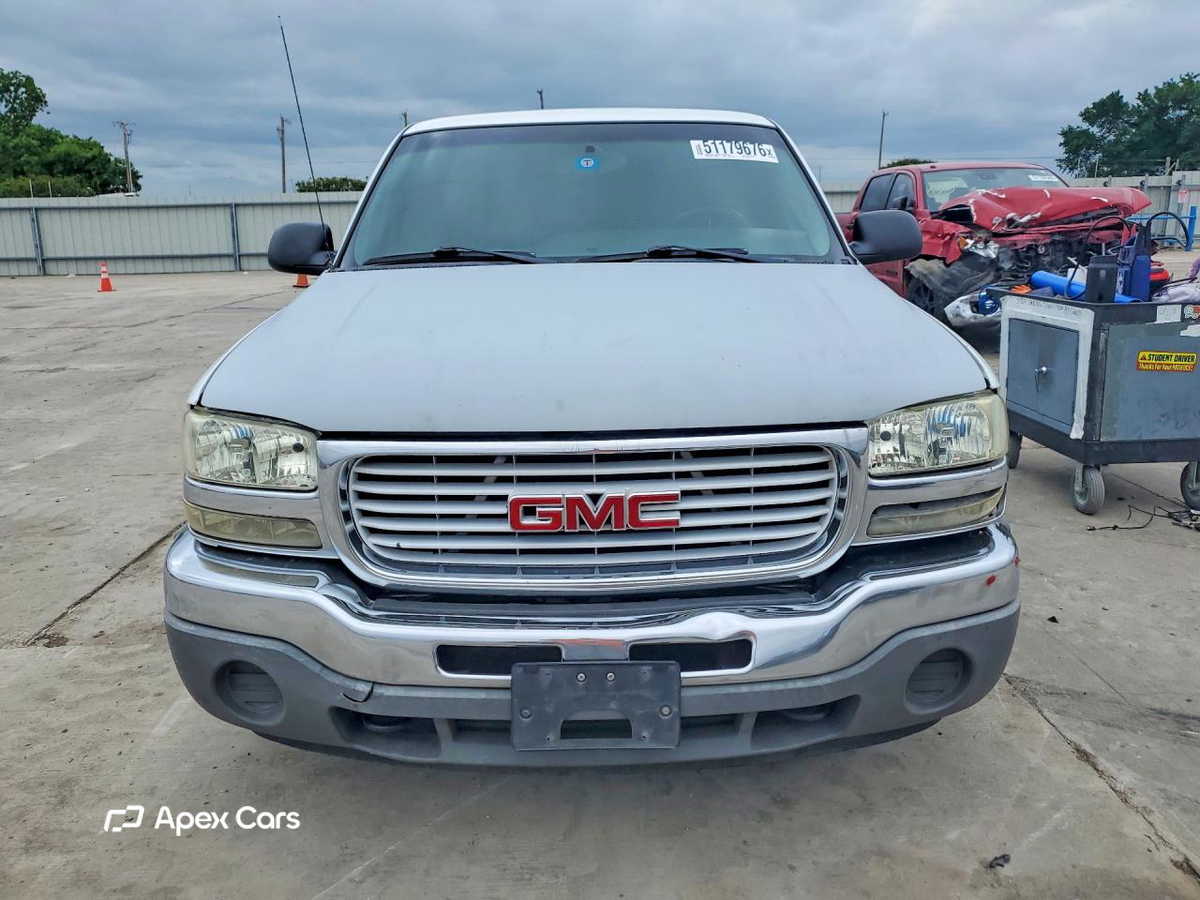 GMC Sierra 2005
