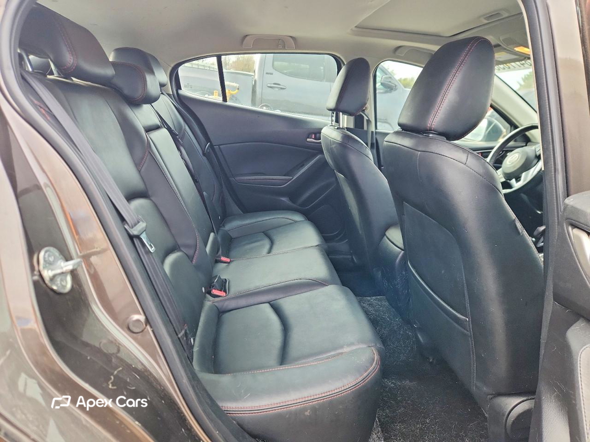 Mazda 3 2016