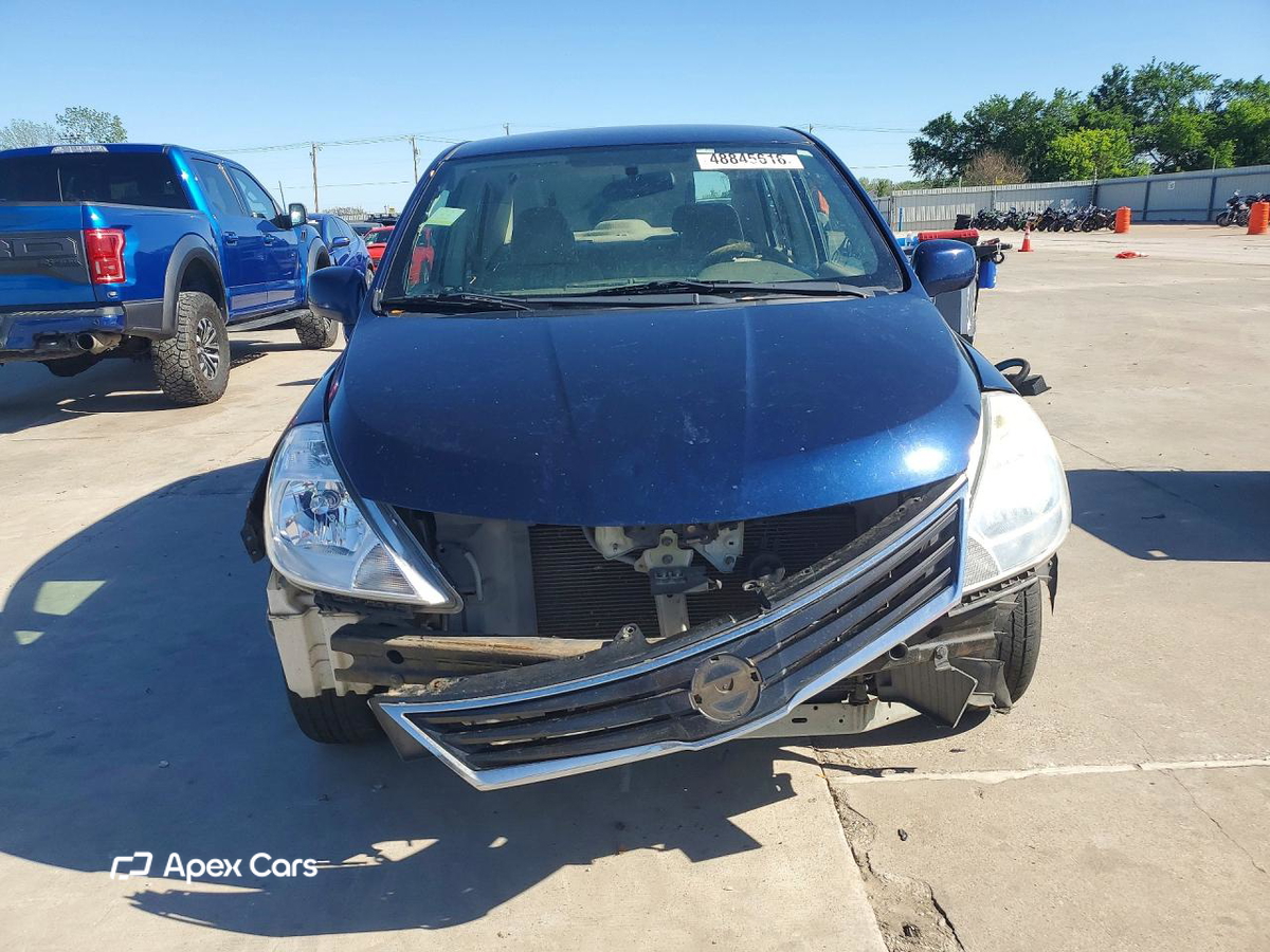 Nissan Versa 2010