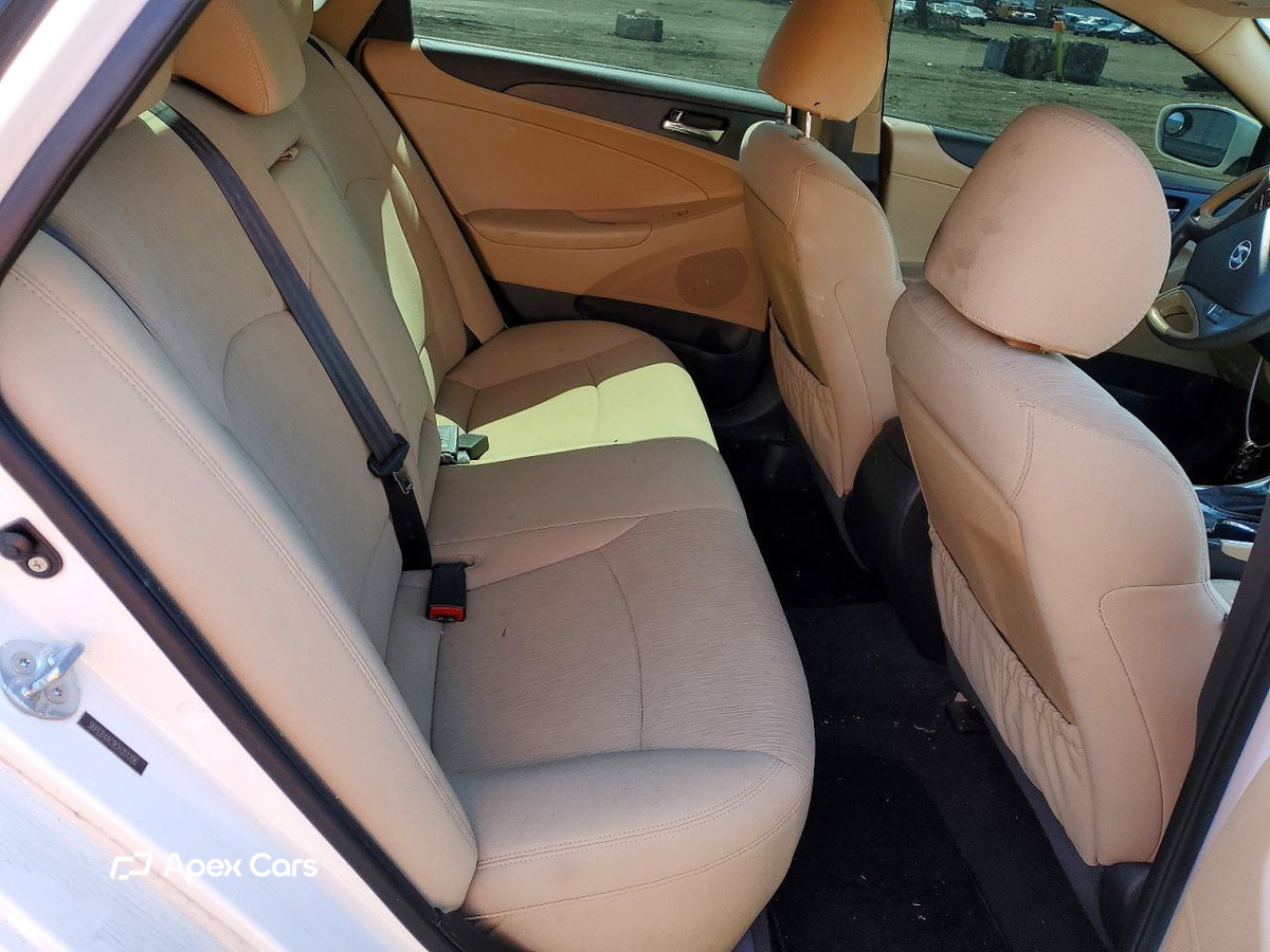 Hyundai Sonata 2012