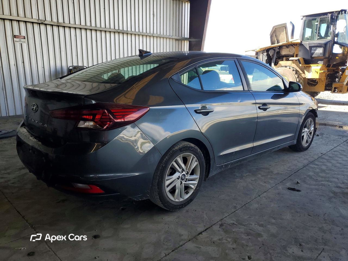 Hyundai Elantra 2020