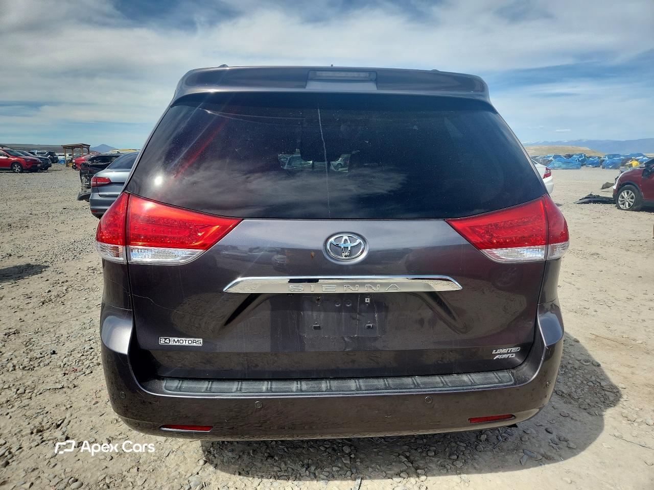 Toyota Sienna 2011