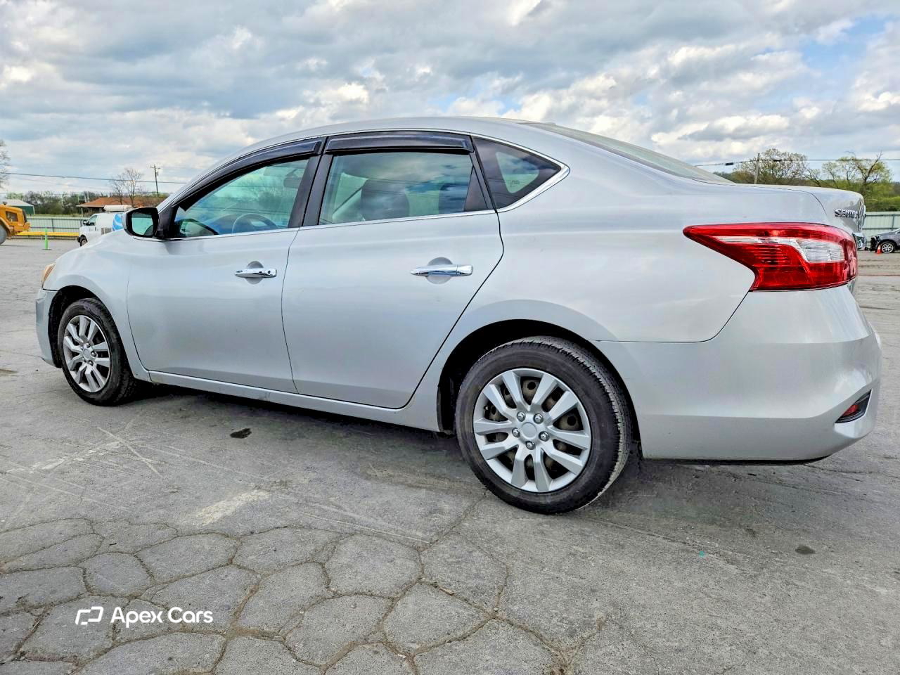 Nissan Sentra 2016