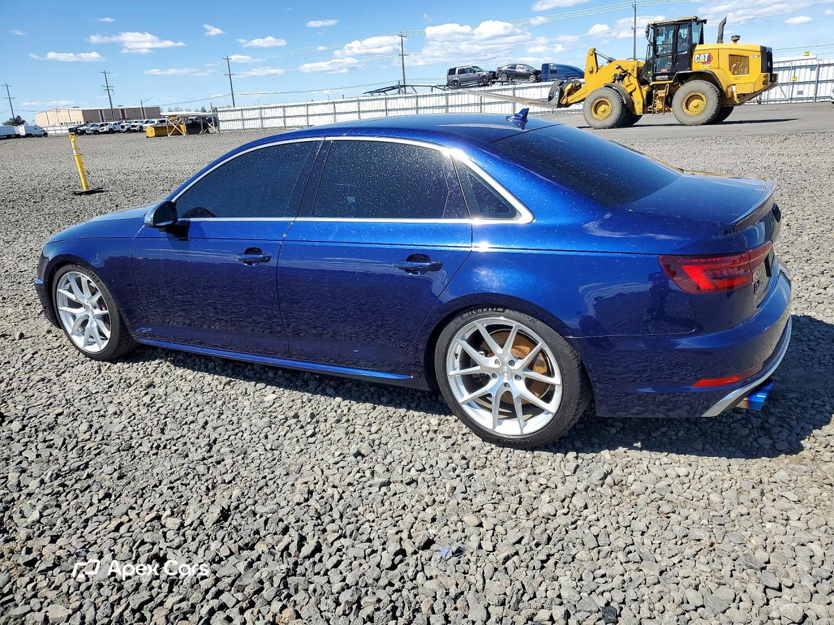 Audi RS4 2019