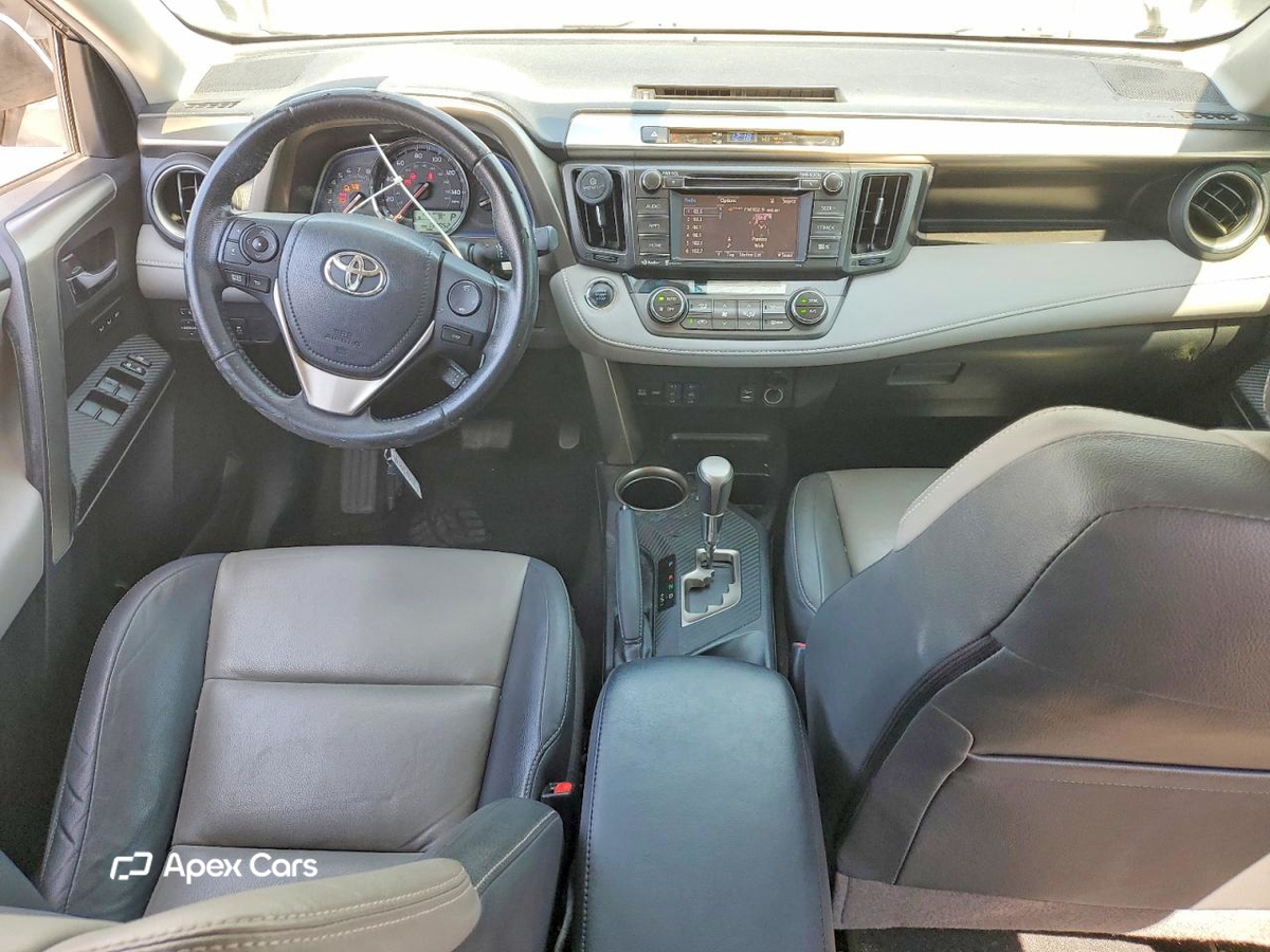 Toyota RAV 4 2015