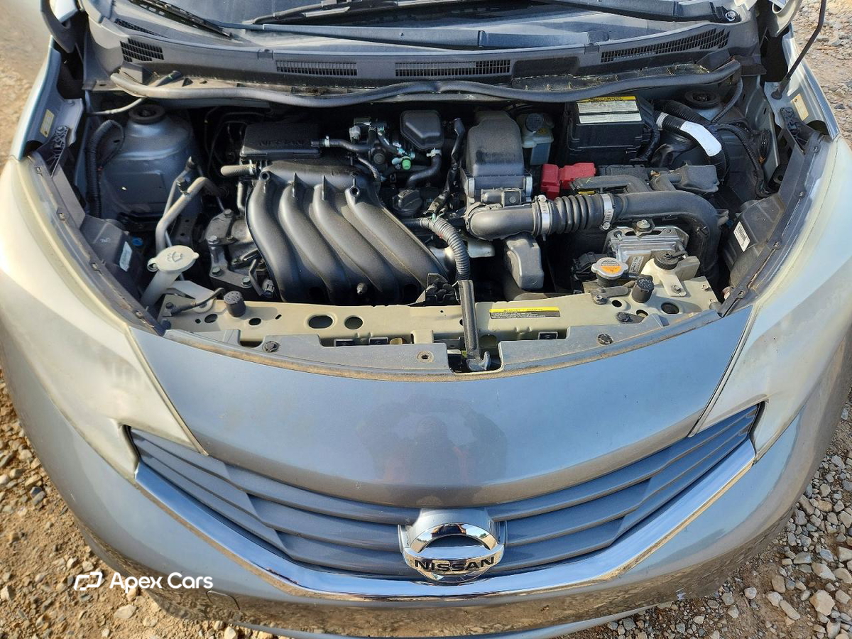 Nissan Versa 2015