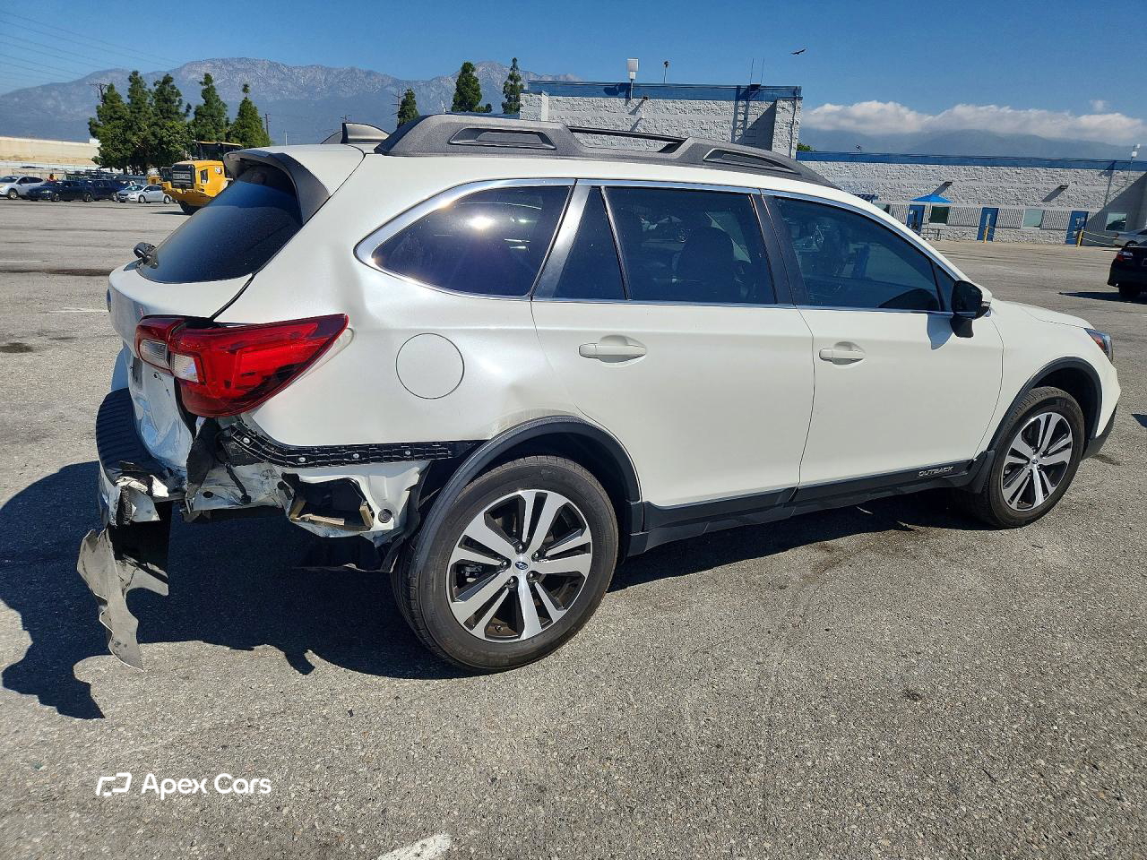 Subaru Outback 2018