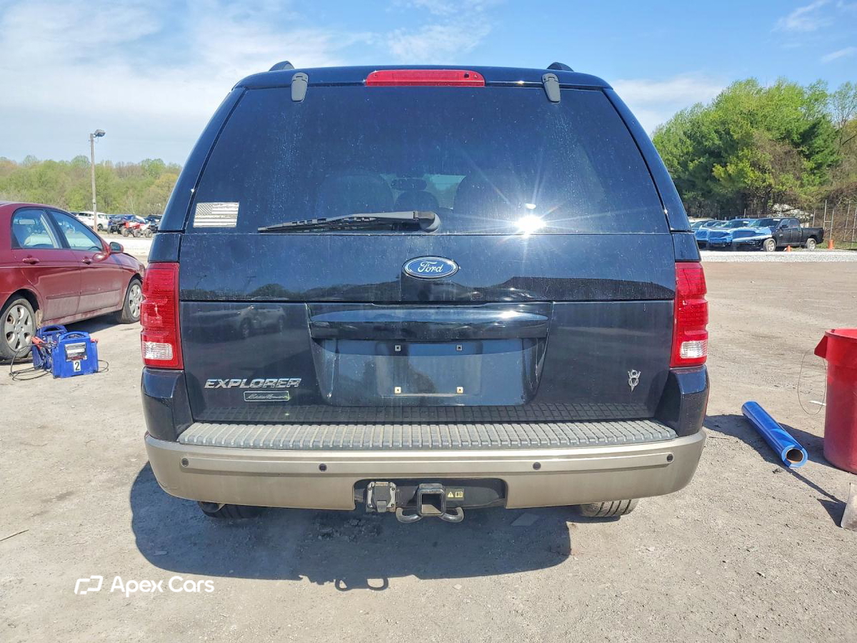 Ford Explorer 2004
