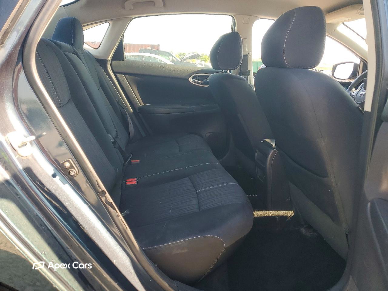 Nissan Sentra 2016