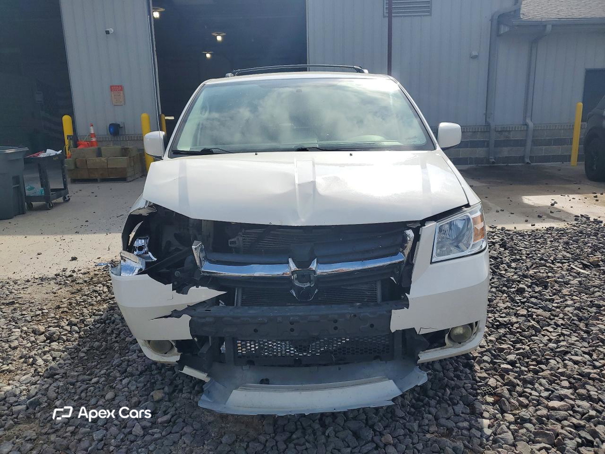 Dodge Caravan 2010
