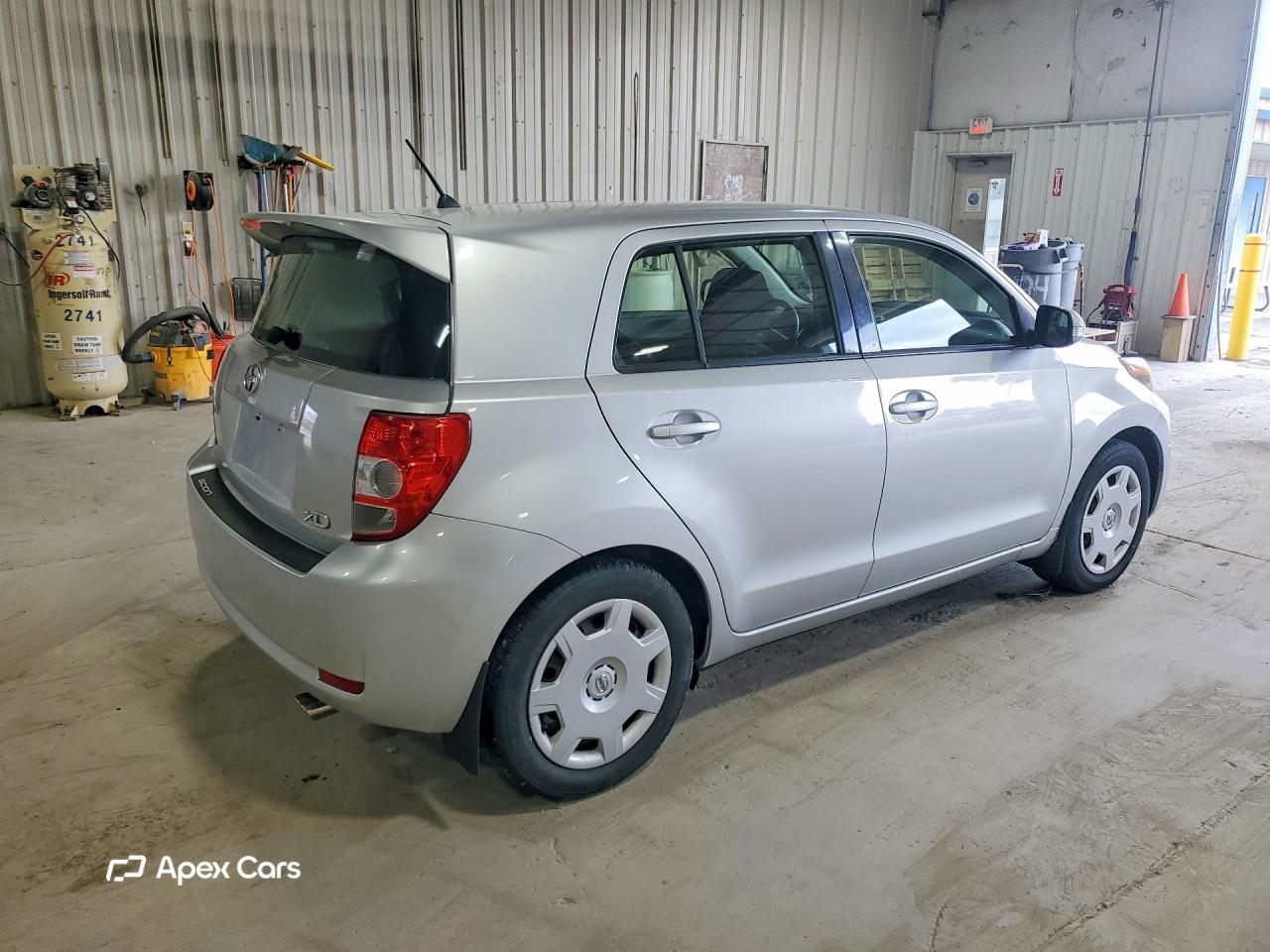 Scion xD 2013
