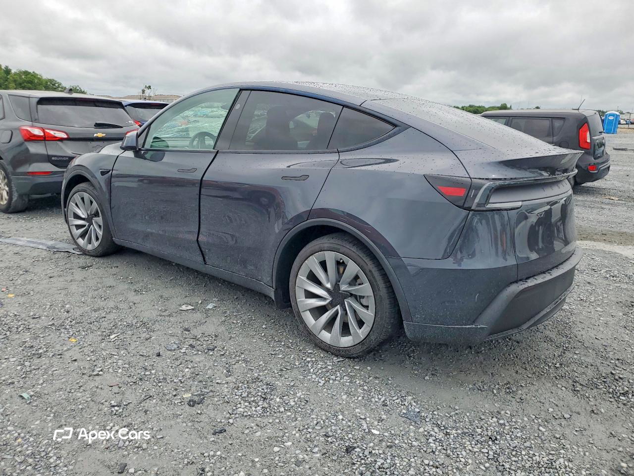 Tesla Model Y 2026