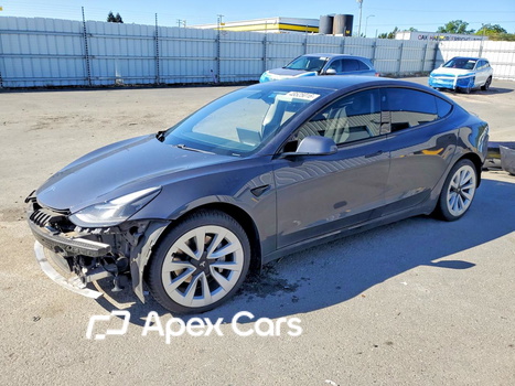 Tesla Model 3 2021 - Image 1 of 15