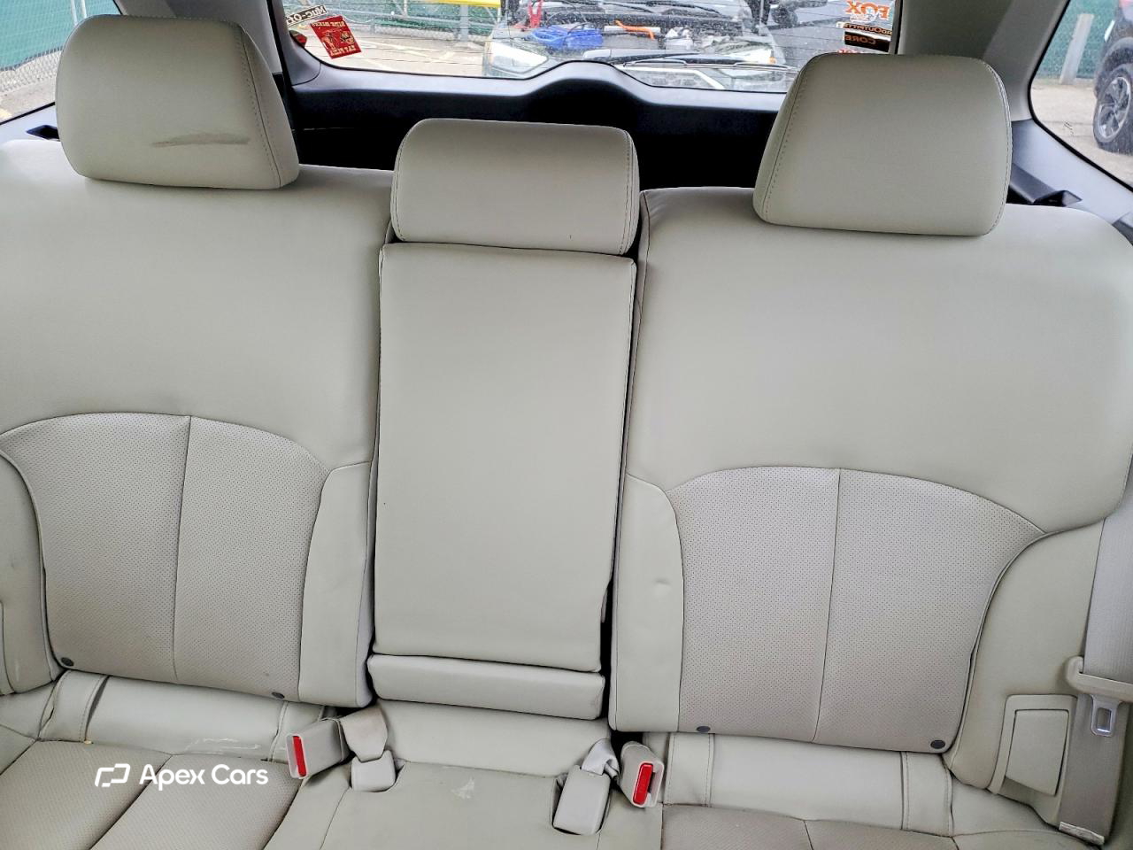 Subaru Outback 2012