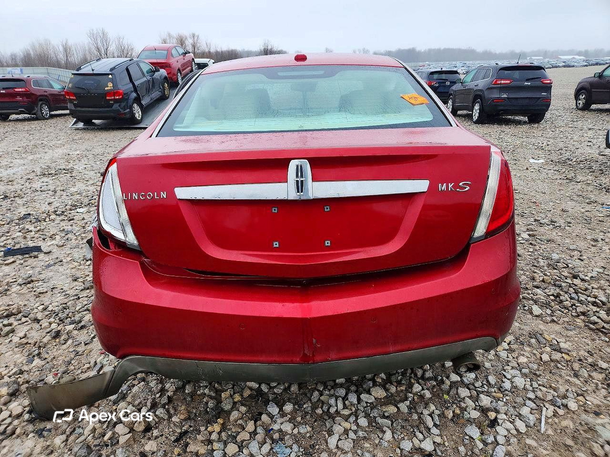 Lincoln MKS 2010