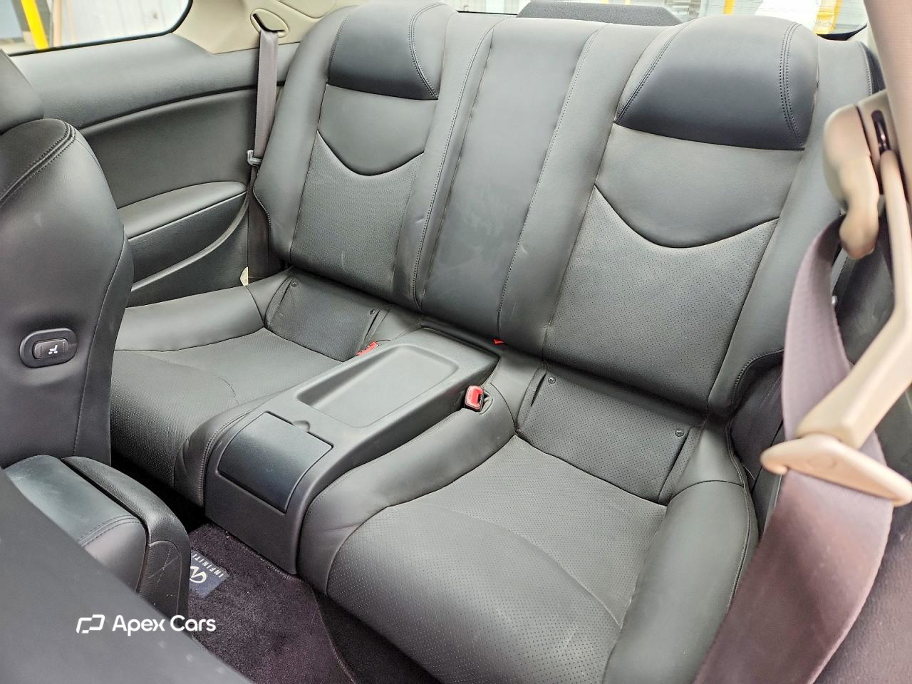 Infiniti G 2012