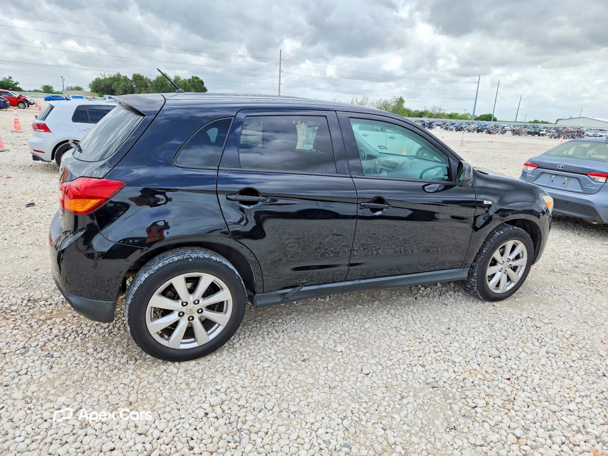 Mitsubishi Outlander 2015