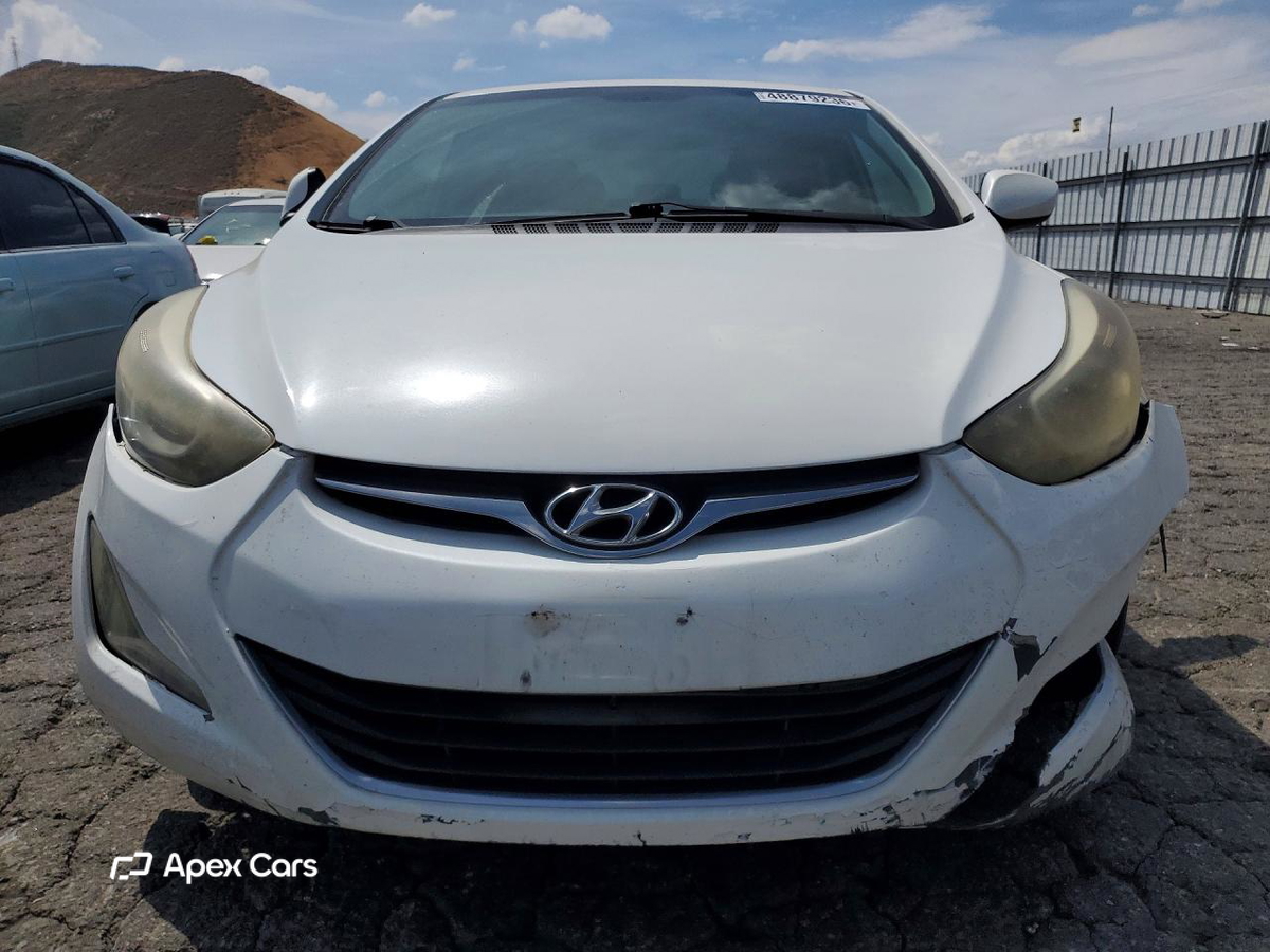 Hyundai Elantra 2016