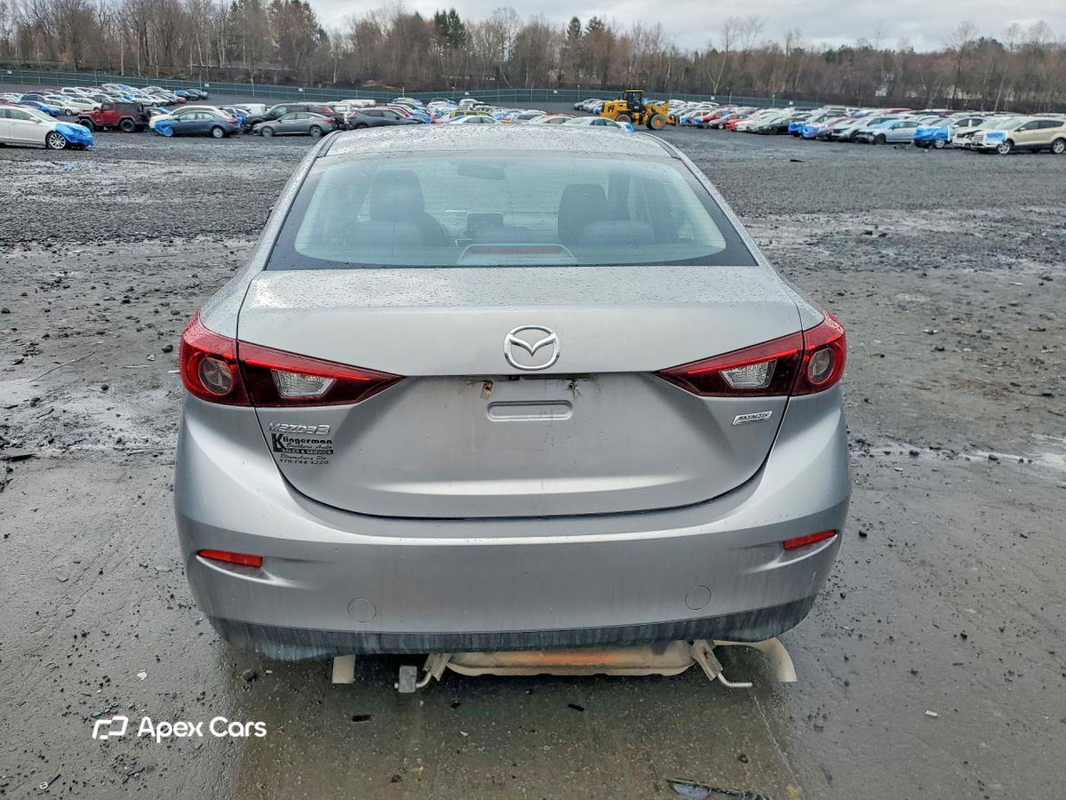 Mazda 3 2016