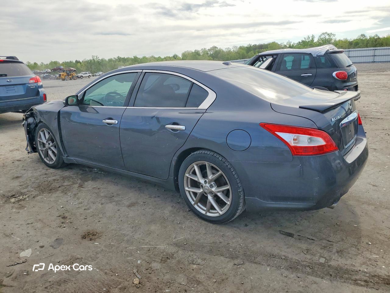 Nissan Maxima 2010