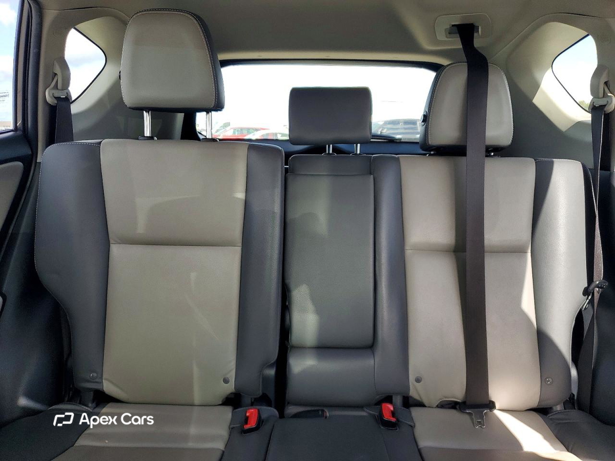 Toyota RAV 4 2015