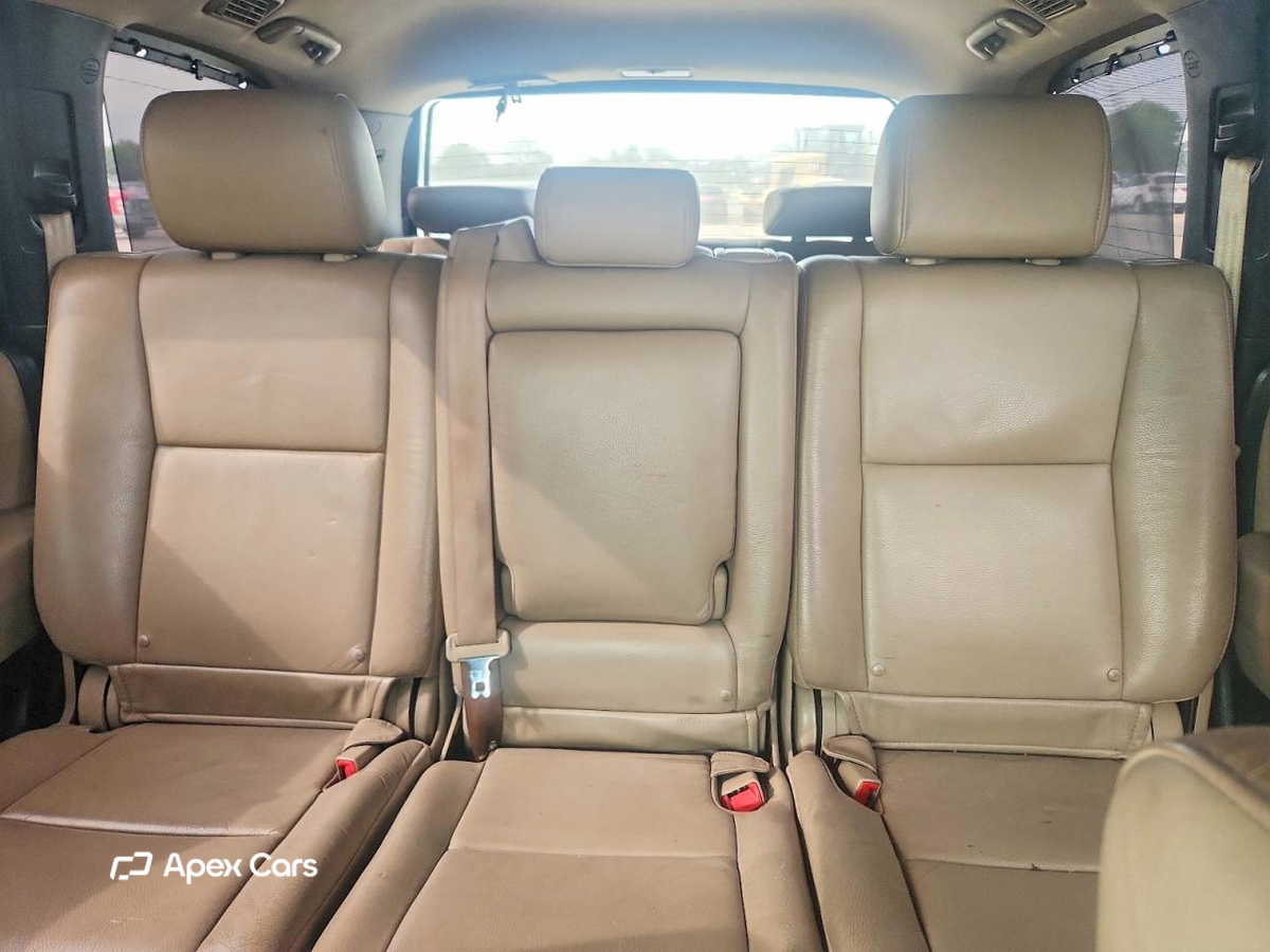 Toyota Sequoia 2012
