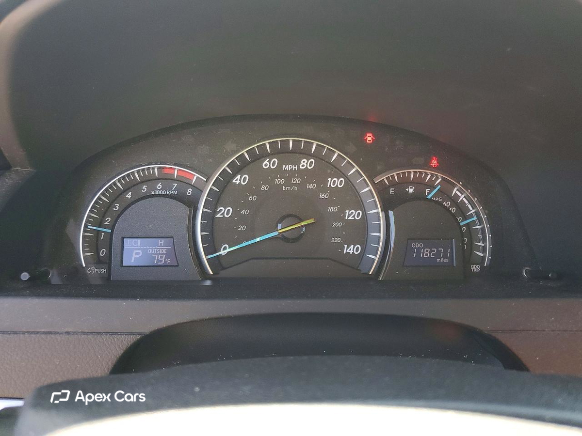 Toyota Camry 2012