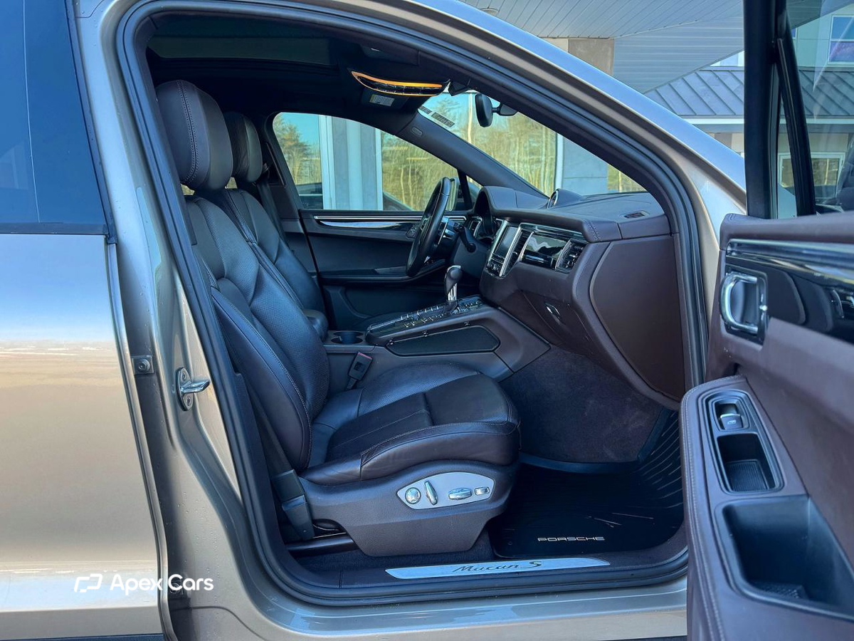 Porsche Macan 2015