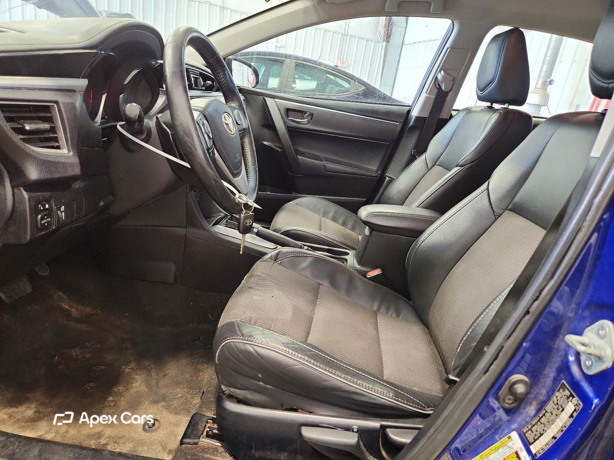 Toyota Corolla 2015