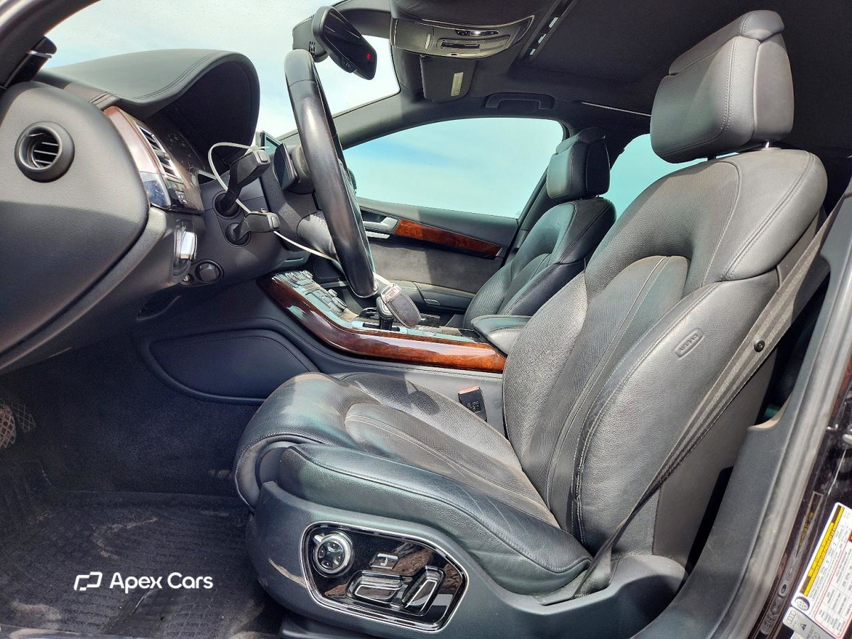 Audi A8 2014